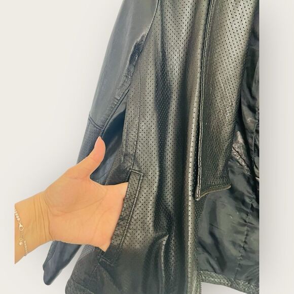 Ann Klein perforated asymmetrical black leather jacket size 8, NWOT - Picture 7 of 10